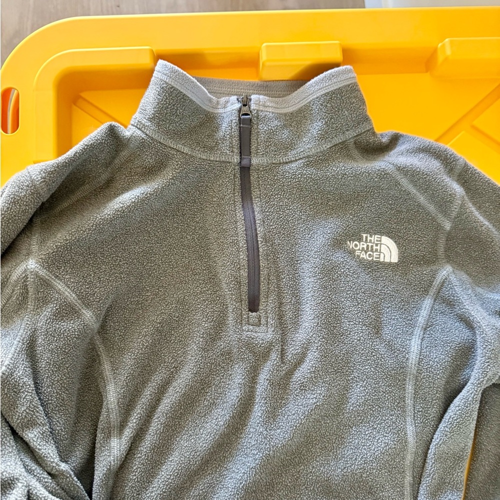 The North Face Gray Fleece Pullover Med